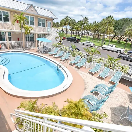 Clearwater Beach Suites #102